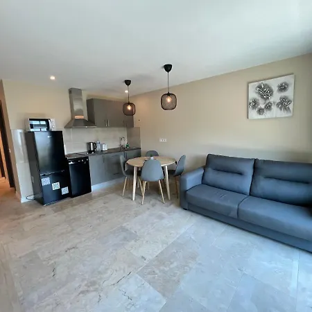 Olta 5 Sea View קלפה